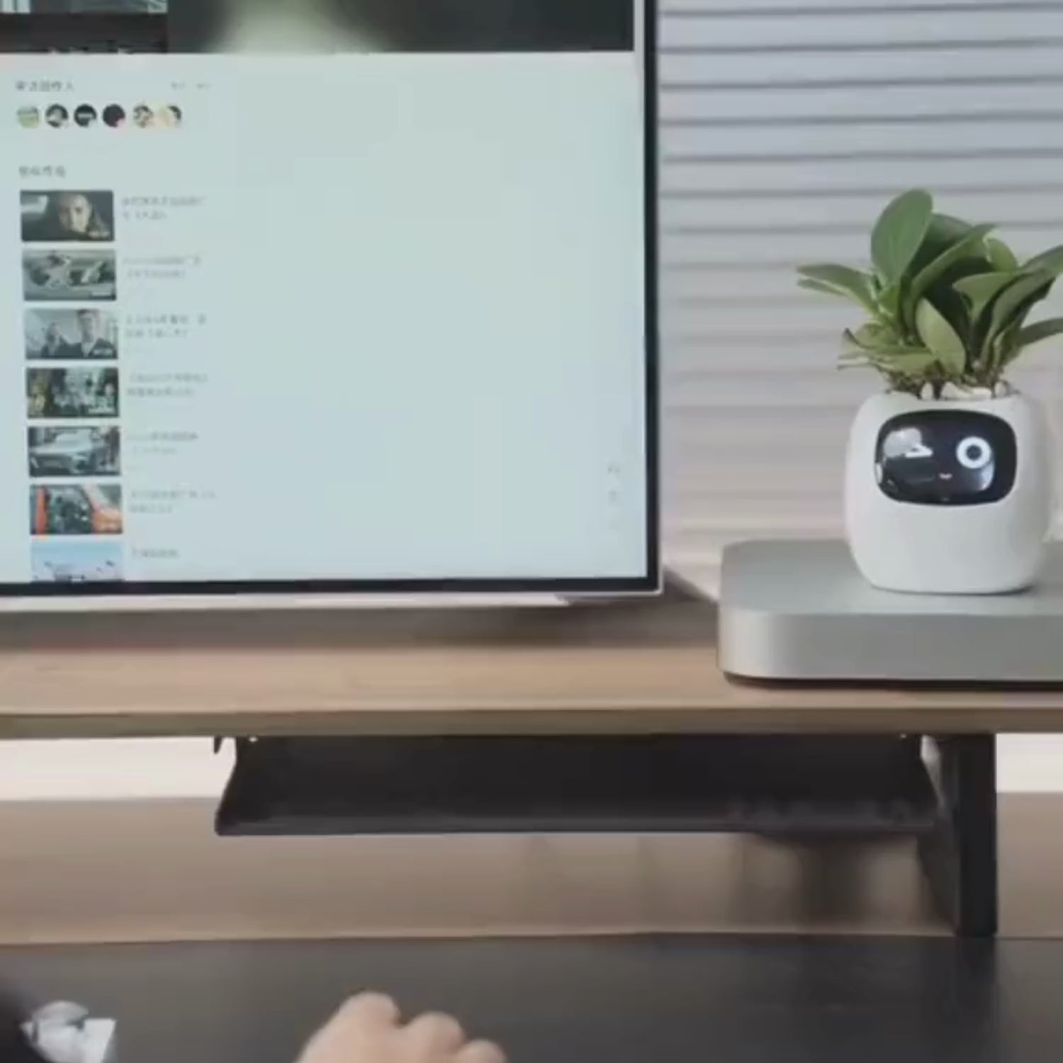 Interactive Smart Planter with AI Expressions